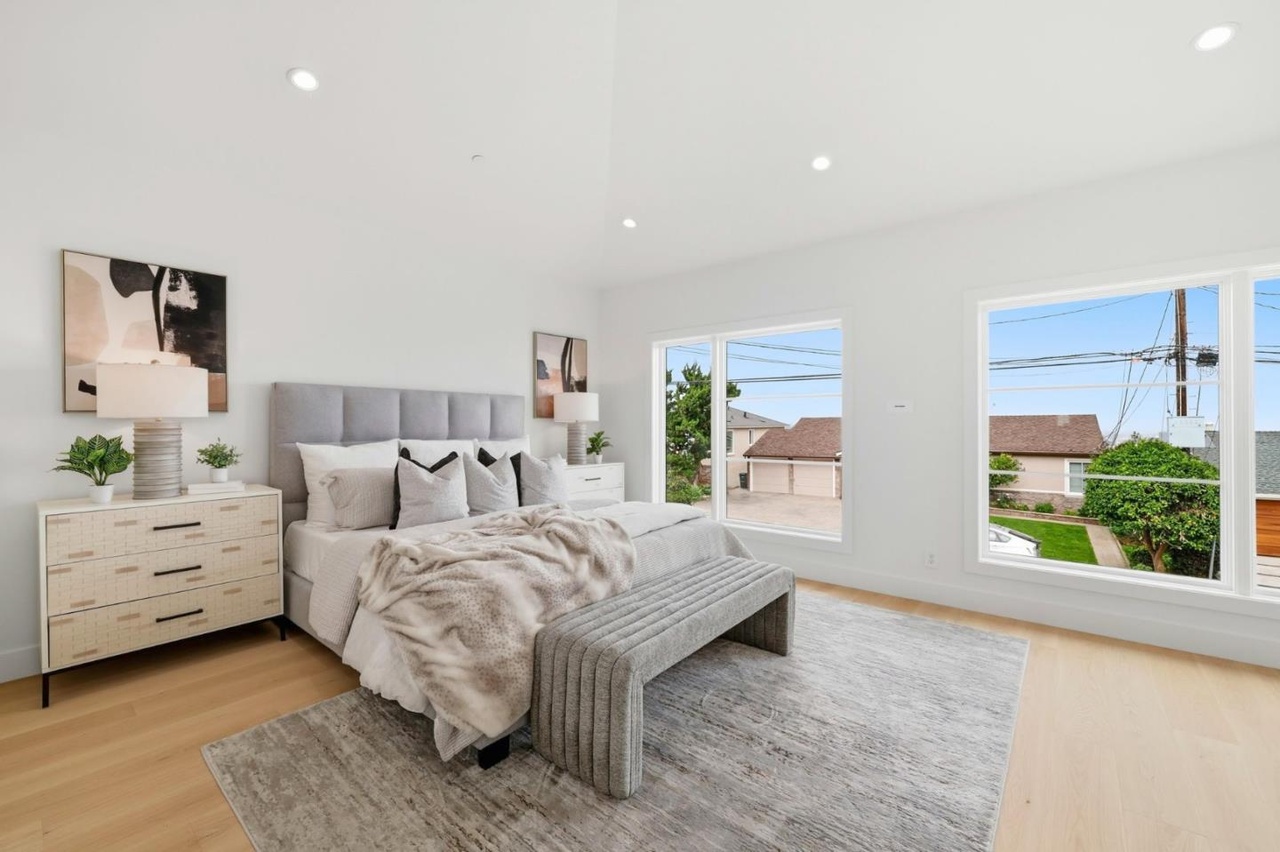 Master Bedroom Alternate View